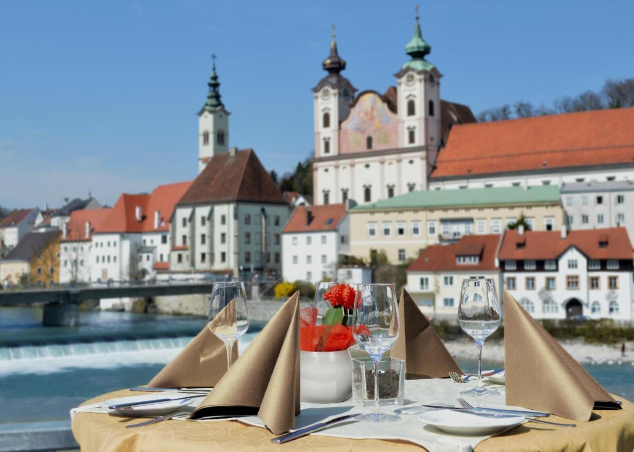 Hotel-Restaurant Minichmayr ชไตอาร์ ภายนอก รูปภาพ