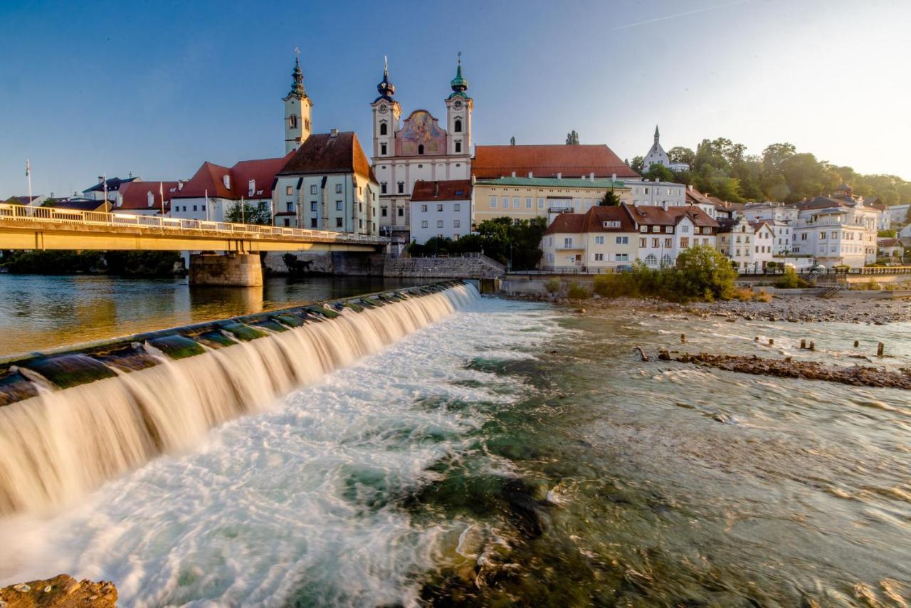 Hotel-Restaurant Minichmayr ชไตอาร์ ภายนอก รูปภาพ