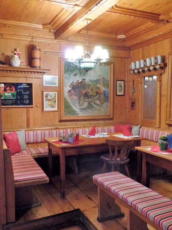 Hotel-Restaurant Minichmayr ชไตอาร์ ภายนอก รูปภาพ